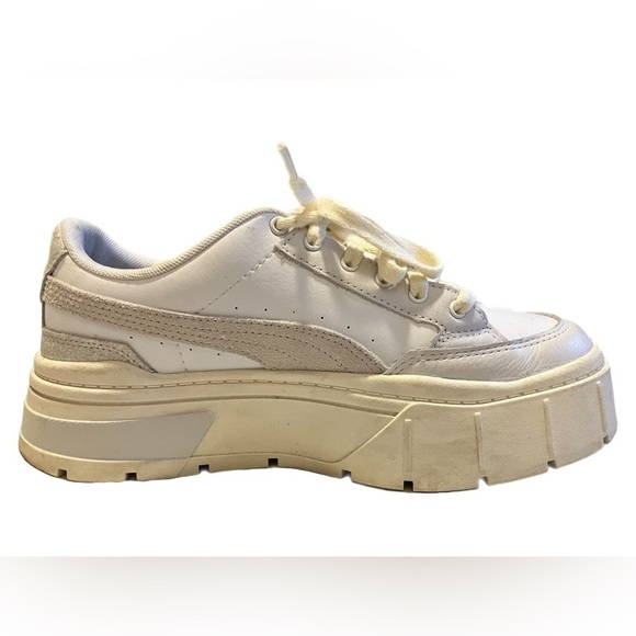 Puma Mayze Platform Trainers - Women's Size 8 (White/Cream)​​ - Picture 2 of 5